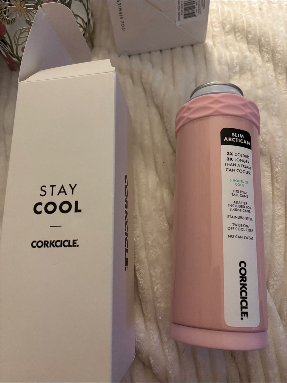 Corkcicle Slim Arctican Can Cooler - rose quartz. Fits 12